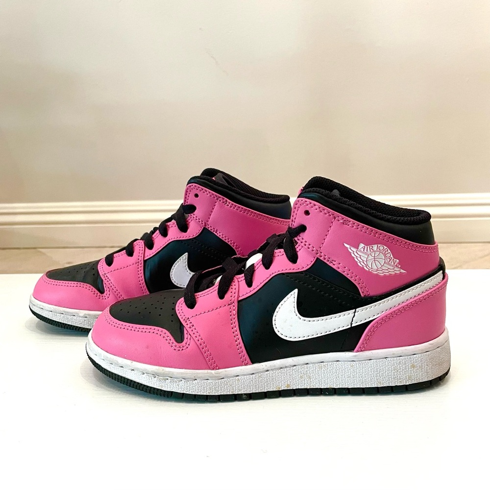 Nike Air Jordan 1 Mid “Pinksicle” Pink and Black Sneakers Kids